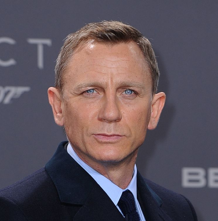 Daniel Craig