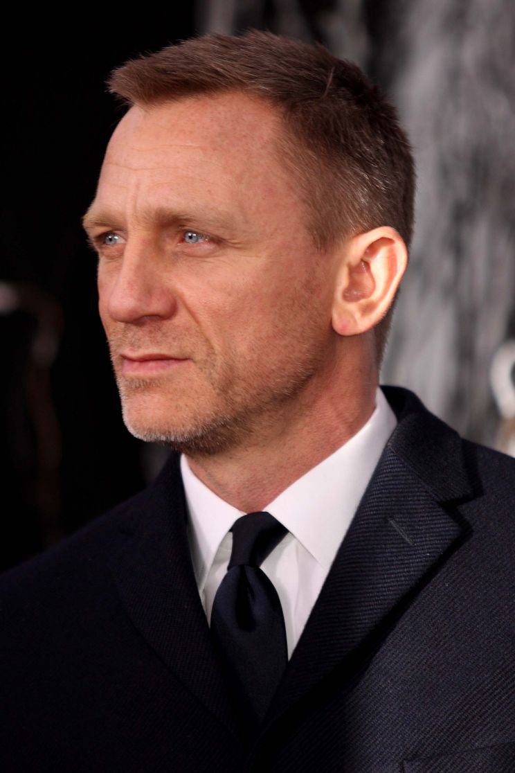 Daniel Craig
