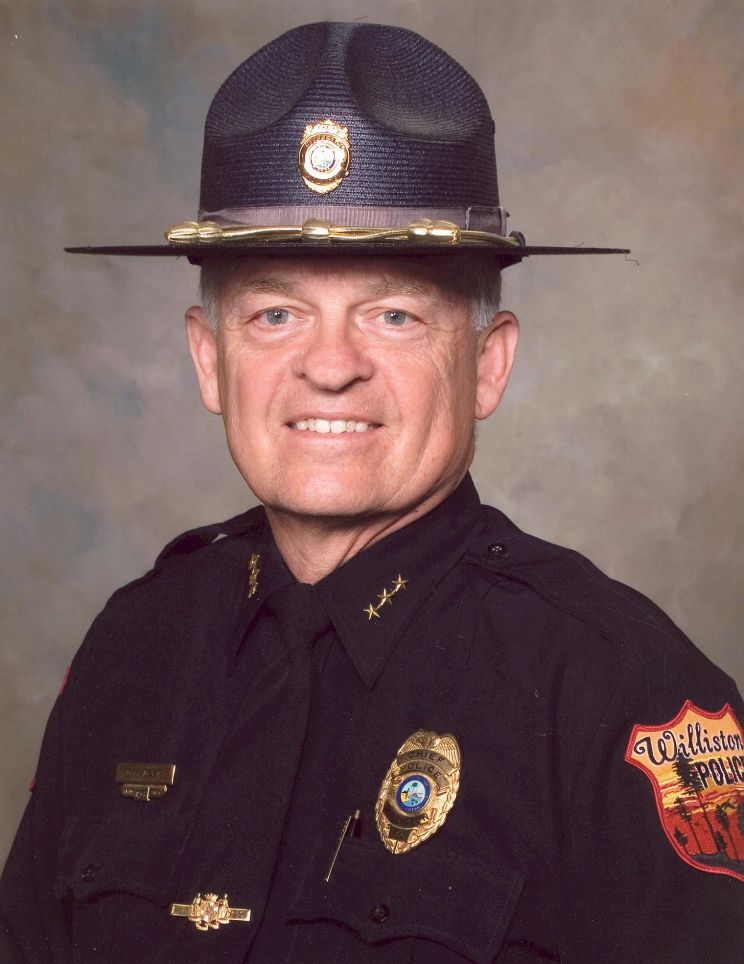 Daniel Davis