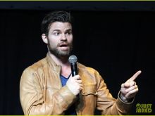 Daniel Gillies