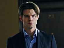 Daniel Gillies