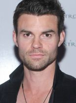 Daniel Gillies