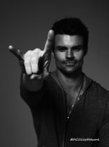 Daniel Gillies