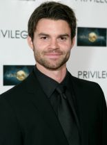 Daniel Gillies