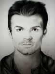 Daniel Gillies