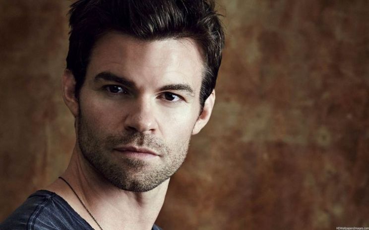 Daniel Gillies