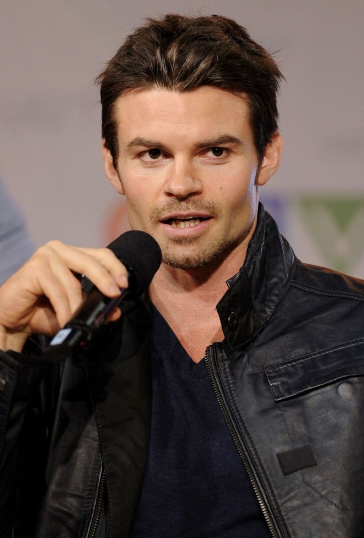 Daniel Gillies