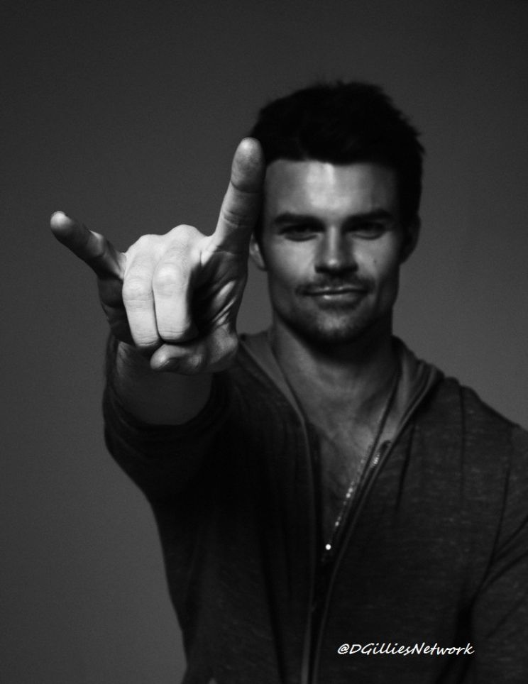 Daniel Gillies