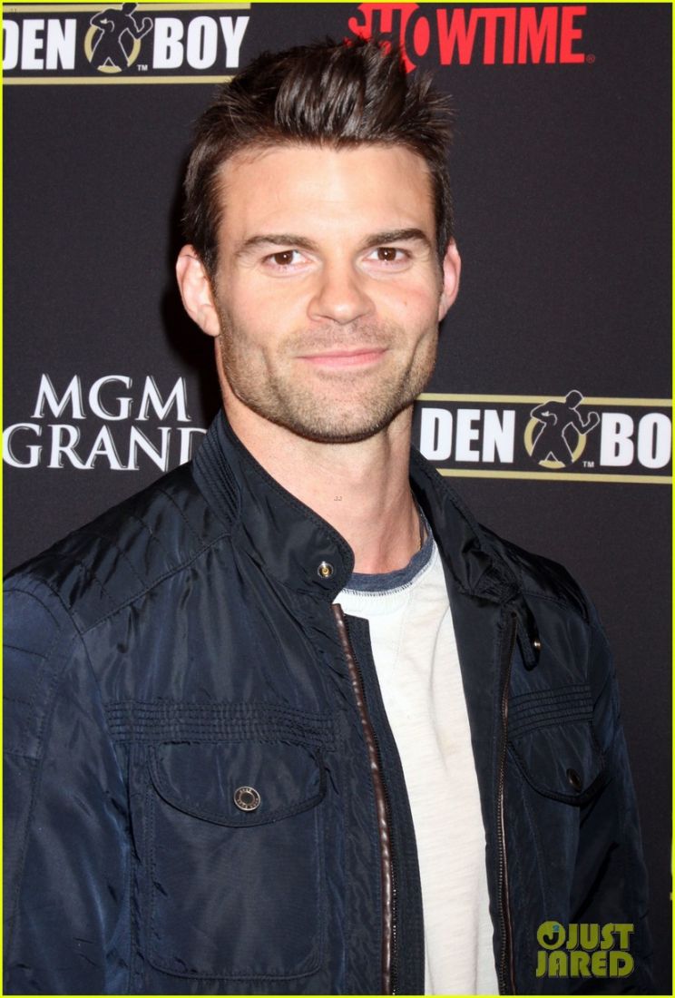 Daniel Gillies