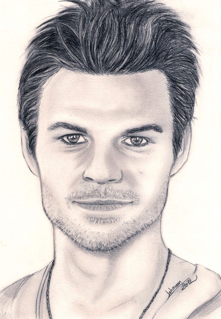 Daniel Gillies