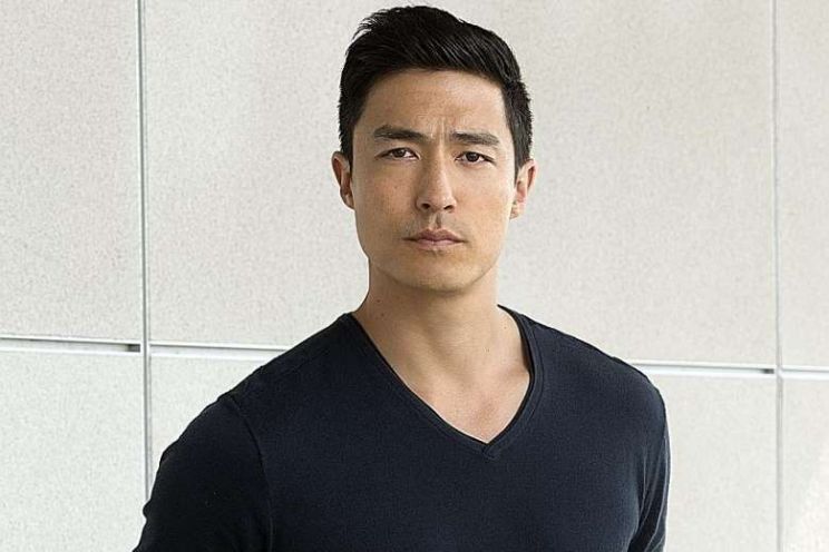 Daniel Henney.