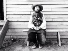 Daniel Henshall
