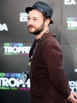 Daniel Henshall