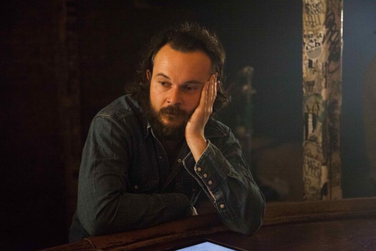 Daniel Henshall