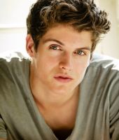 Daniel Sharman