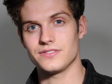 Daniel Sharman