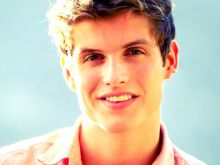 Daniel Sharman