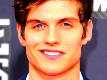 Daniel Sharman