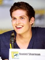 Daniel Sharman