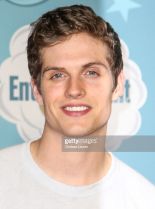 Daniel Sharman
