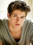 Daniel Sharman