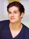 Daniel Sharman