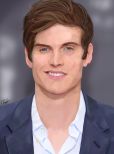 Daniel Sharman