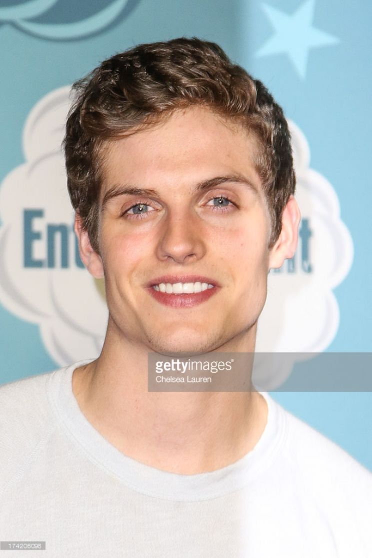 Daniel Sharman