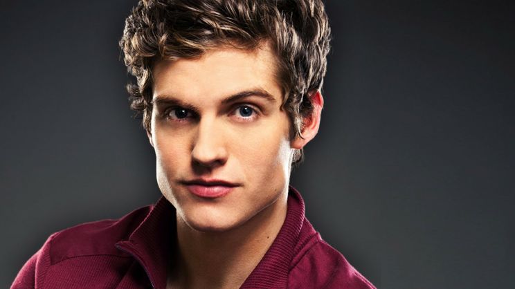 Daniel Sharman