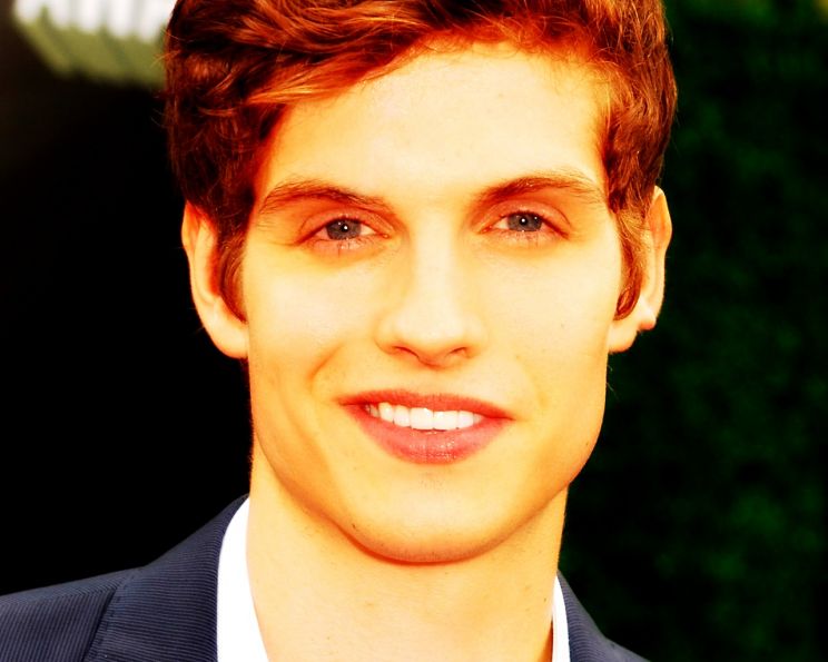 Daniel Sharman