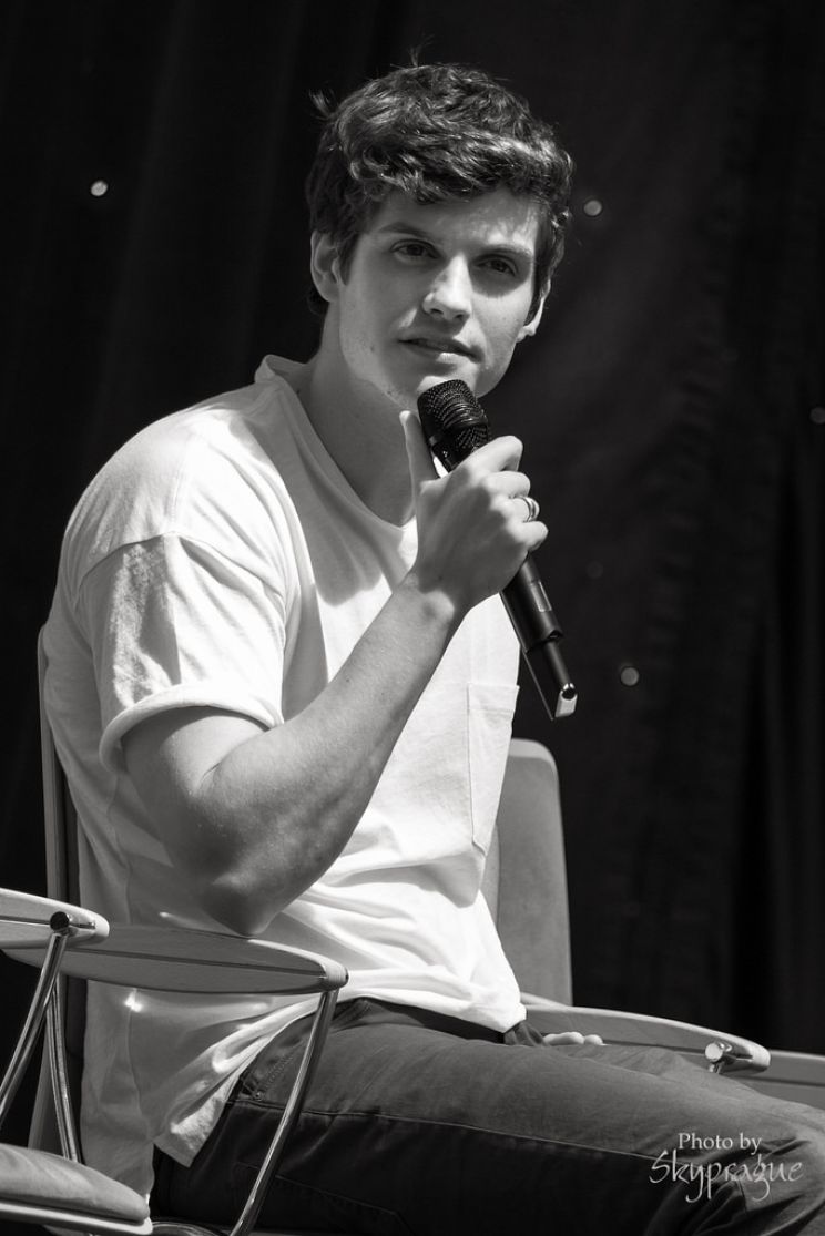 Daniel Sharman