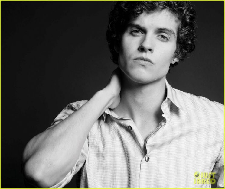 Daniel Sharman