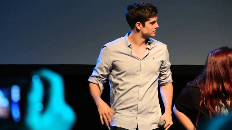 Daniel Sharman