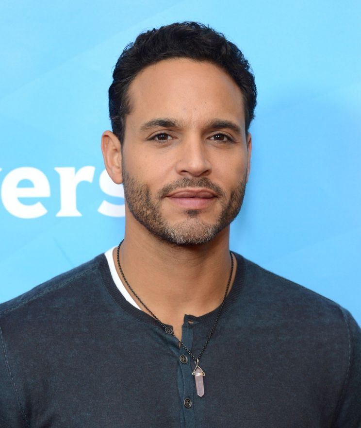 Daniel Sunjata