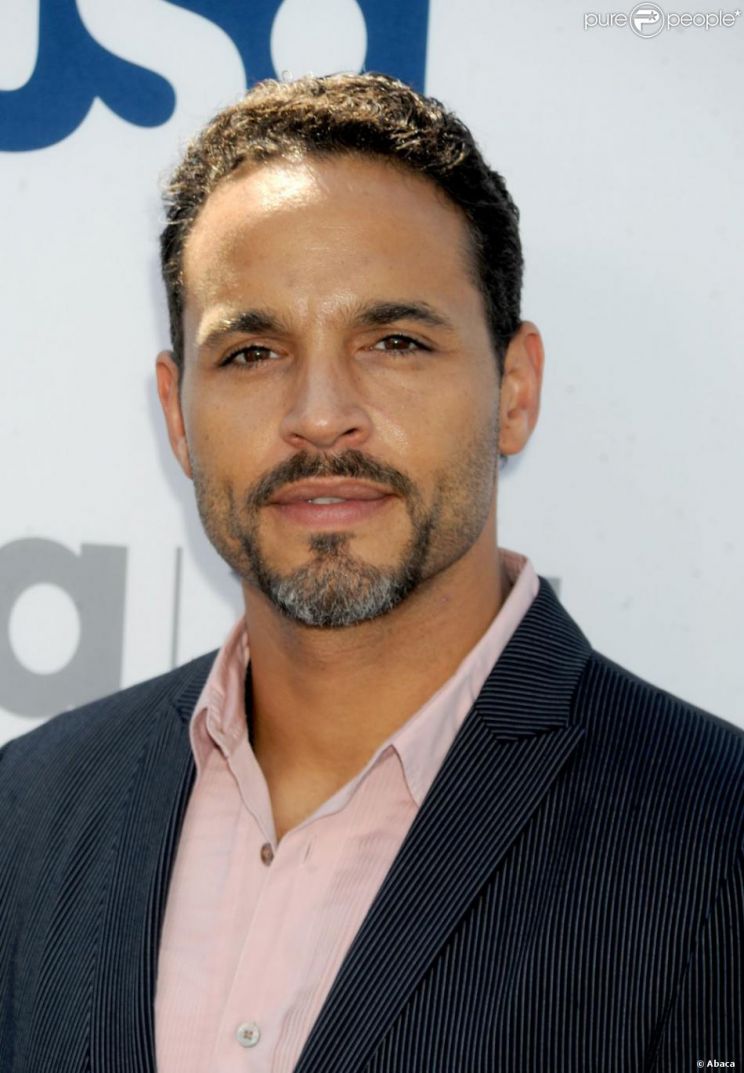 Daniel Sunjata