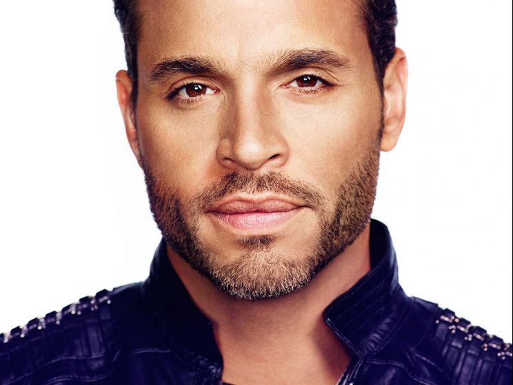 Daniel Sunjata