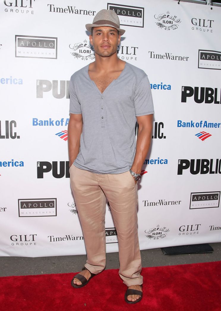 Daniel Sunjata