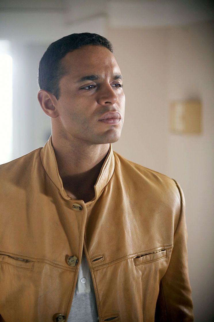 Daniel Sunjata