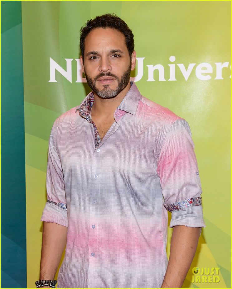 Daniel Sunjata
