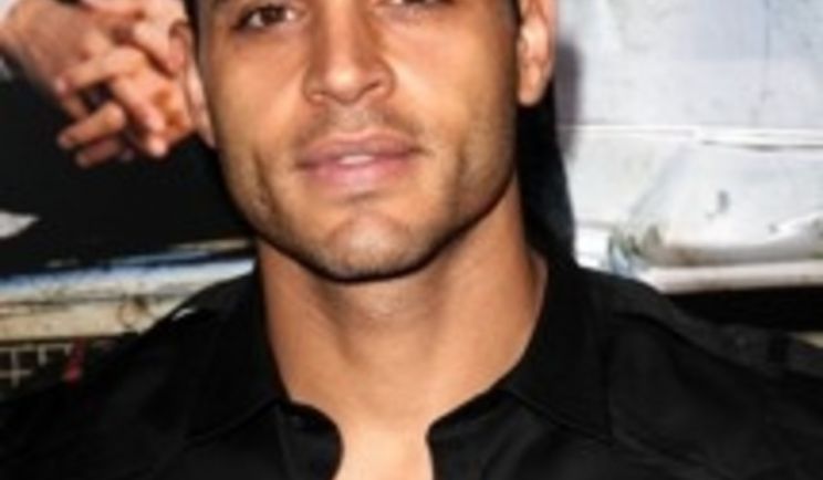 Daniel Sunjata