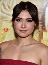 Daniella Pineda