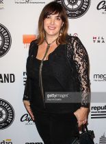 Danielle Brisebois #739171 picture (Portrait Medium)