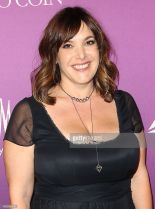 Danielle Brisebois #739180 picture (Portrait Medium)