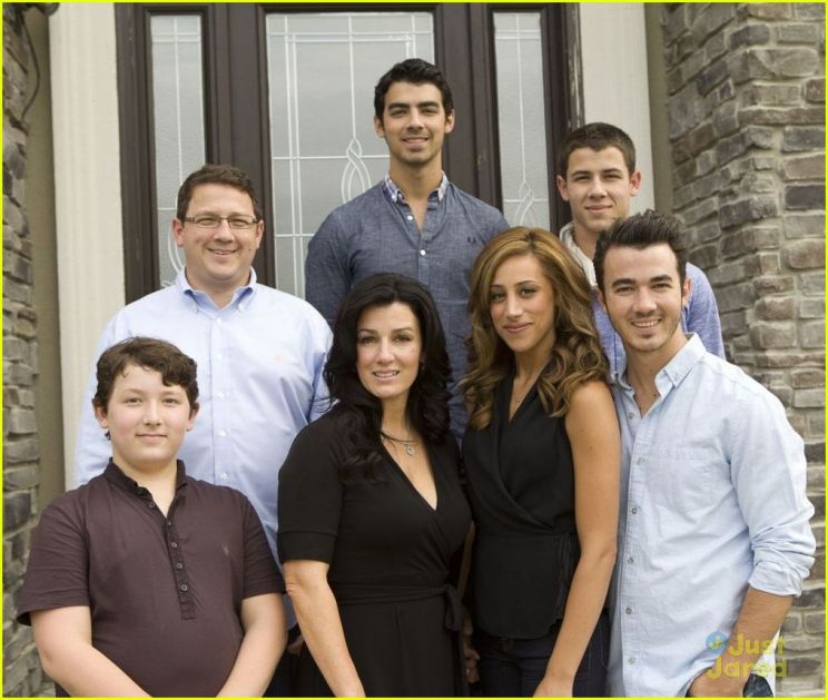 Danielle Jonas