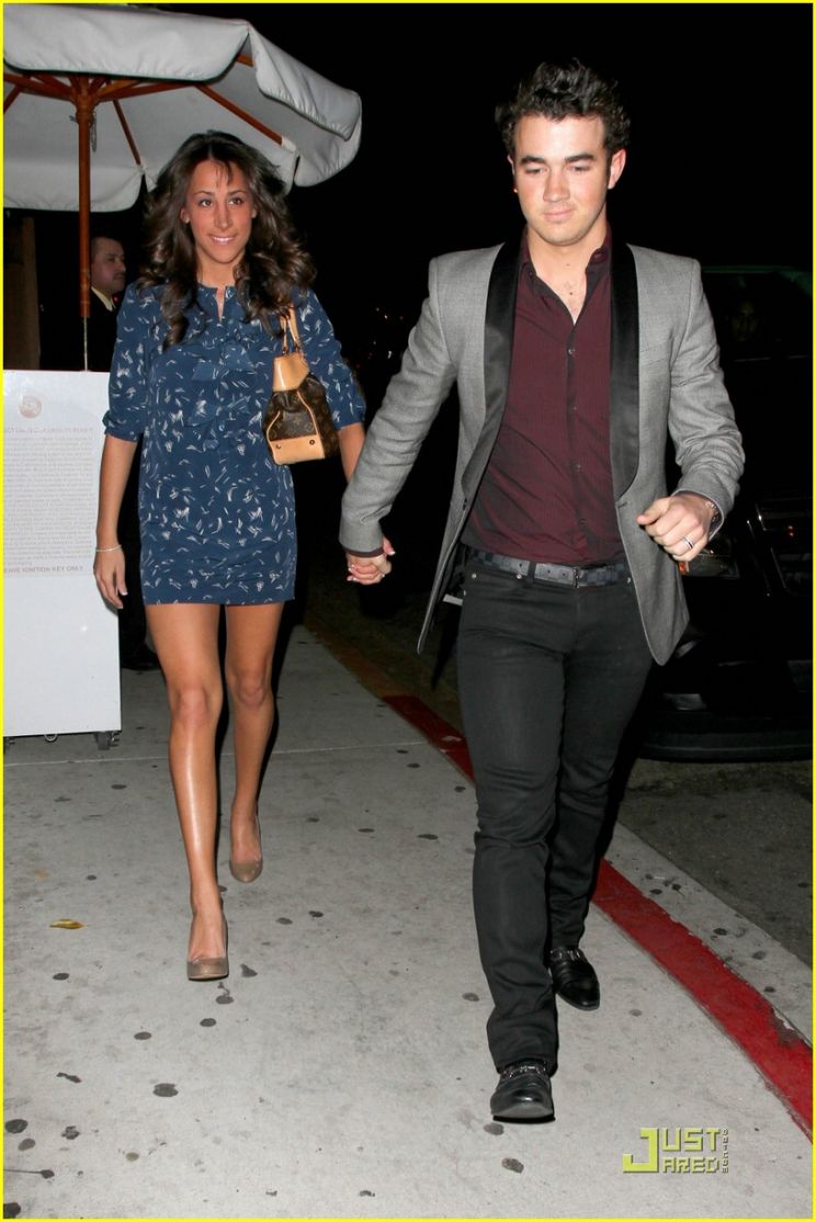 Danielle Jonas