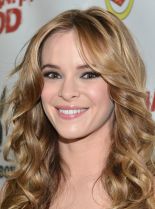 Danielle Panabaker photo