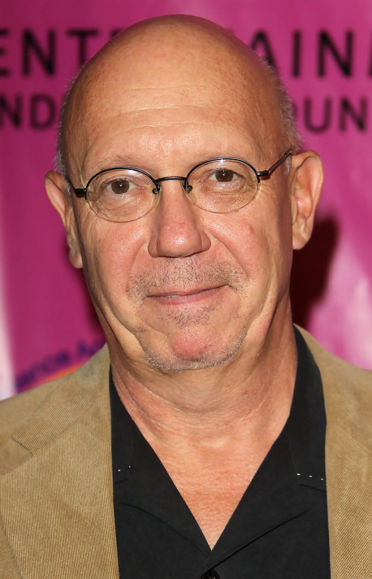 Dann Florek