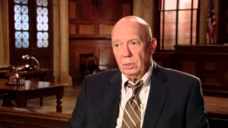 Dann Florek