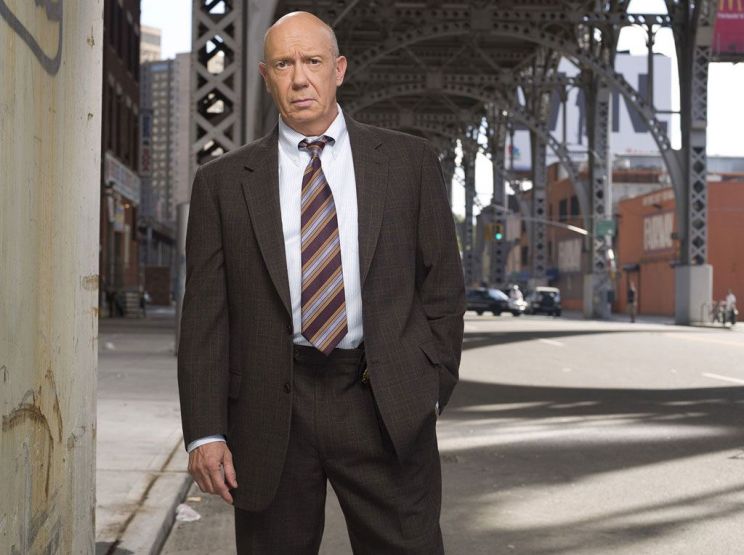 Dann Florek