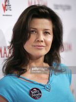 Daphne Zuniga